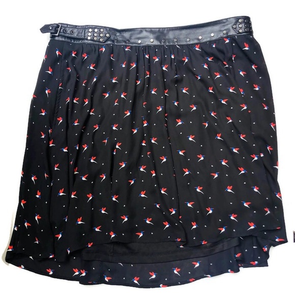 torrid Dresses & Skirts - HUMMINGBIRD PRINT SKATER SKIRT Torrid 18